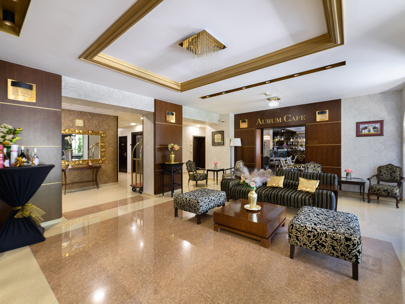hotel-aurum_lobby