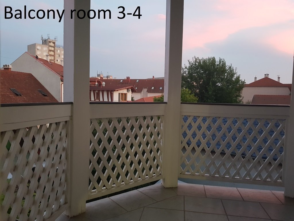 017-room-4-3-balcony-20190624_205210