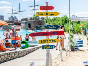 Hajdúszoboszló - Fürdőkomplexum - Strand - Mediterrán tengerpart - Vendéglátás - Nikki Beach Pizza & Bar